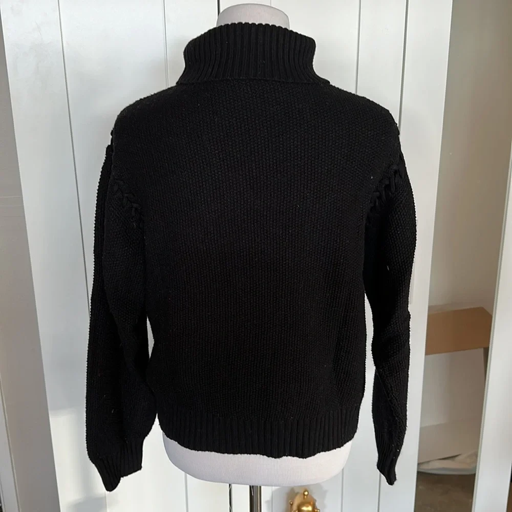 UGG TURTLE SWEATER SIZE M - Picture 2 of 8